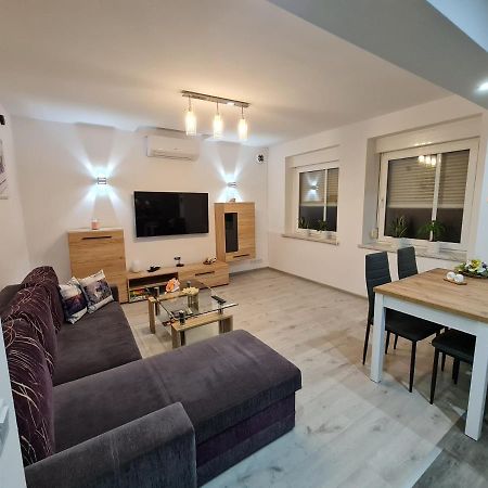 Apartament Ada Daire Glogowek Dış mekan fotoğraf